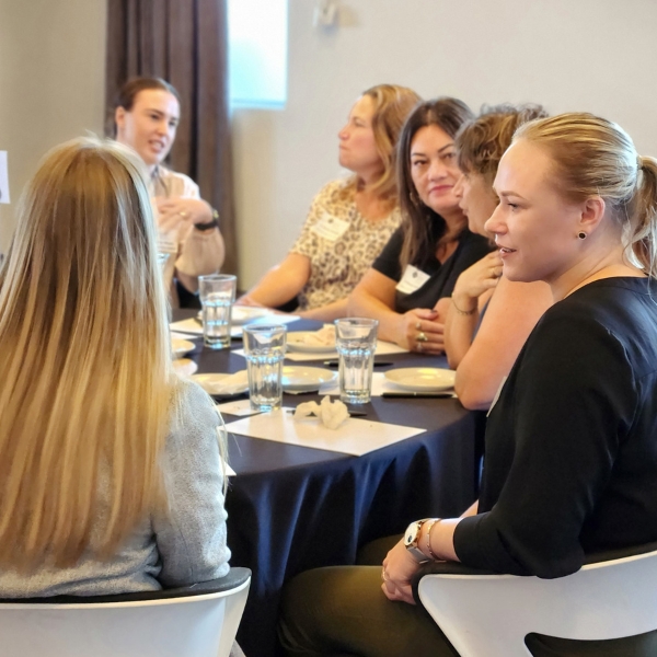 March Tauranga Business Chamber's Business Women's Network, Networking at Lunch event